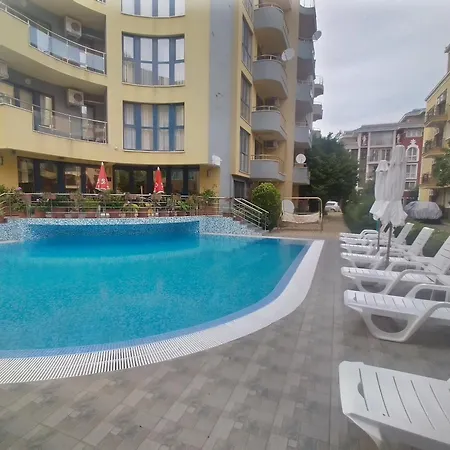 Apartamento ваканционно студио аквария *