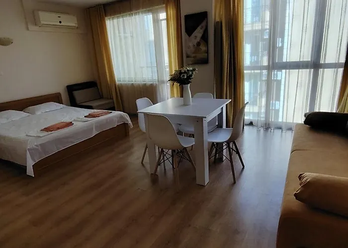 Apartamento ваканционно студио аквария *